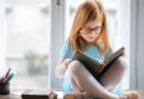 Criança Ler Livro Odisseia