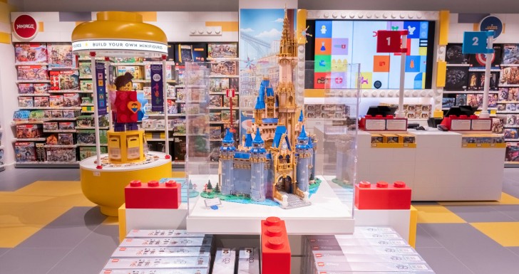 LEGO store warehouses do chiado percassi harry potter star wars