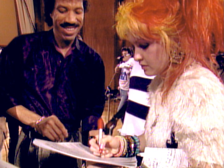 a grande noite da pop netflix michael jackson quincy jones huey netflix streaming cyndi lauper