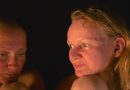 A Irmandade da Sauna, a Crítica | Anna Hints apresenta uma obra ritualista e serena