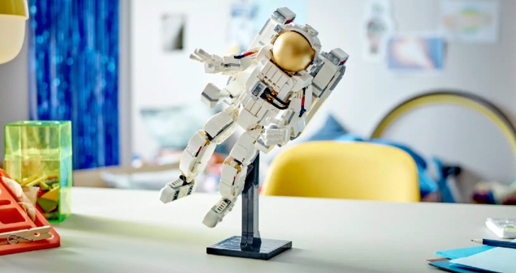 lego astronauta prenda crianças