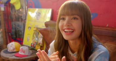 lisa blackpink the white lotus