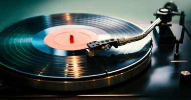5 Dicas infalíveis para cuidares e ouvires melhor os teus discos de vinil 5 Dicas infalíveis para cuidares e ouvires melhor os teus discos de vinil