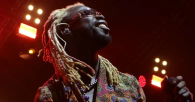 black pumas nos alive