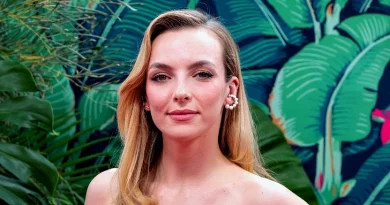 Jodie Comer Free Guy