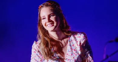Lana del Rey tops vendas uk novo álbum