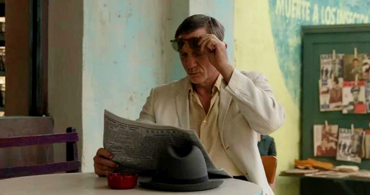 Queer Daniel Craig