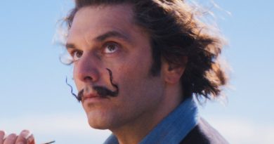 daaaaaali critica festa do cinema frances dupieux