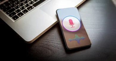 smartphone grava conversas