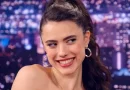Margaret Qualley em A Substância