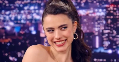 Margaret Qualley em A Substância