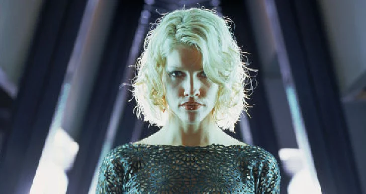 Tricia Helfer - Battlestar Galactica