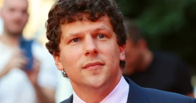 jesse eisenberg musical