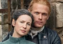 Caitríona Balfe e Sam Heughan em outlander, livro na black friday