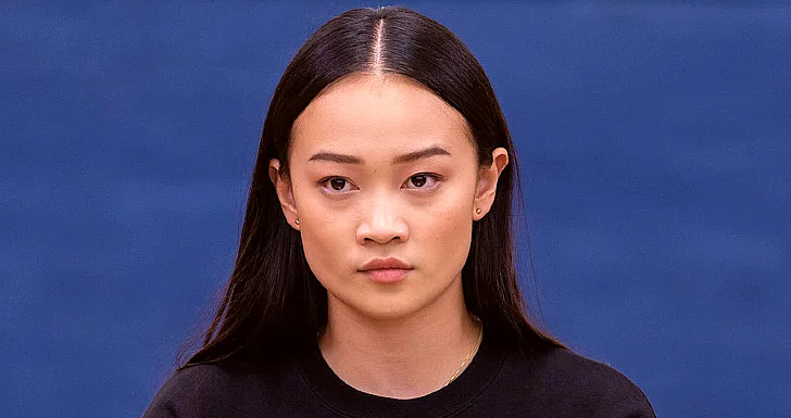 Callina Liang demonstra a sua inteligência em Bag Genius – Os Génios da Cábula