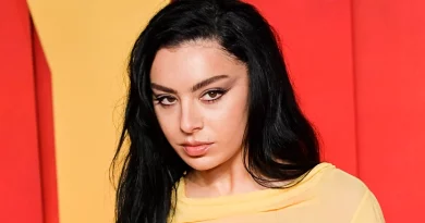 charli xcx na vanity fair oscar party