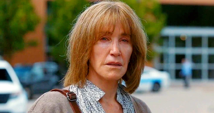 Felicity Huffman na série Accused (T2) da AXN