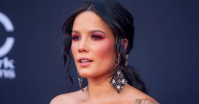 halsey red carpet