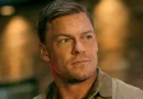 Alan Ritchson como Jack Reacher na série homónima da Prime Video