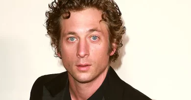 Jeremy Allen White GQ Men Of The Year Awards 2023