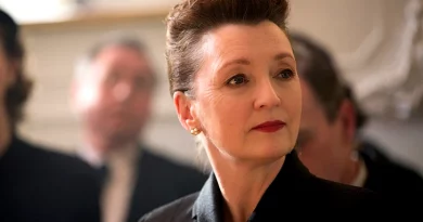 Lesley Manville no filme linha fantasma netflix