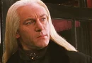 jason isaacs como lucius malfoy, em harry potter e a câmara dos segredos