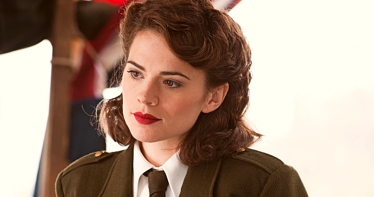 hayley atwell como peggy carter em capitão américa