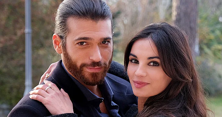 Can Yaman Viola Come Il Mare