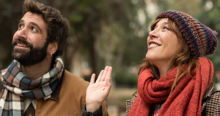 Lorena López e Ricard Farré em Custodia repartida (2025) Streaming no Disney+