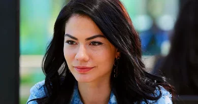 Demet Özdemir em Quarto 309 no AXN White