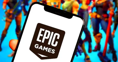 Smartphone com a Epic Games Store e Fortnite