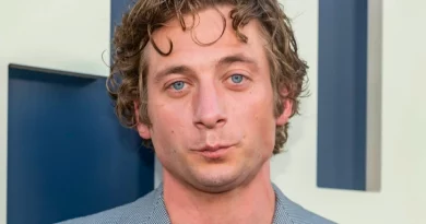 jeremy allen white