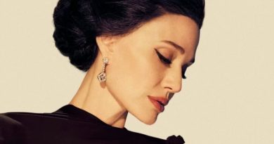 maria critica angelina jolie cinemundo