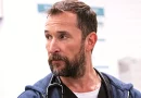 noah wyle em the pitt para a max