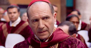 Ralph Fiennes em Conclave