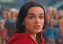 rachel zegler como branca de neve disney