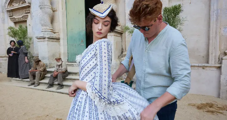 Deva Cassel no Behind-the-Scenes de The Leopard, da netflix