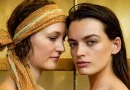Emma Mackey e Vicky Krieps em Hot Milk