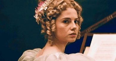 Lucy Boynton em Pale Blue Eye