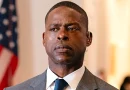 sterling k. brown em paradise do disney+