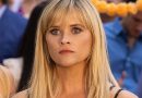 Reese Witherspoon em You're Cordially Invited