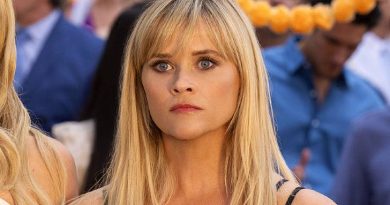 Reese Witherspoon em You're Cordially Invited