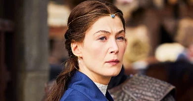 rosamund pike em the wheel of time