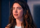 Margaret Qualley em The Substance