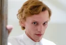 jamie campbell bower em stranger things