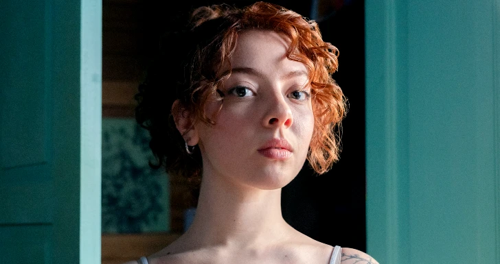 Carmela Rivero em Caught da netflix