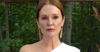 Juliane Moore em Sirens