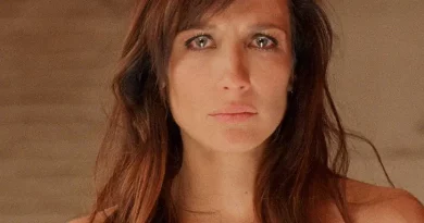 imagem de Most Beautiful Island de Ana Asensio, filme no outsiders