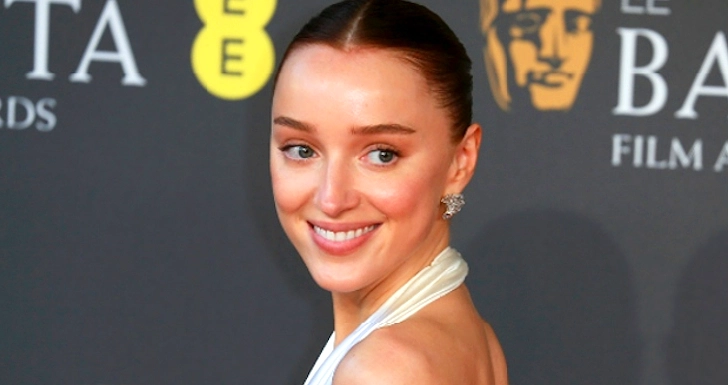 phoebe dynevor