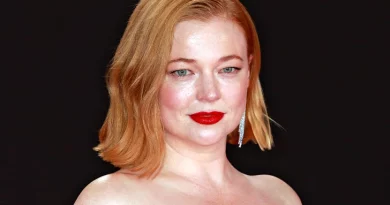 Nova minissérie de 8 episódios com Sarah Snook (Succession) chega esta semana ao Streaming nacional Nova minissérie de 8 episódios com Sarah Snook (Succession) chega esta semana ao Streaming nacional